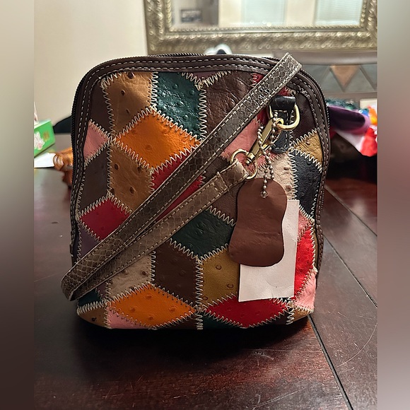 Super Cute colorful Purse 👛 - Picture 5 of 16